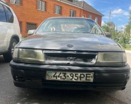 Сірий Опель Вектра, об'ємом двигуна 1.8 л та пробігом 3 тис. км за 559 $, фото 1 на Automoto.ua