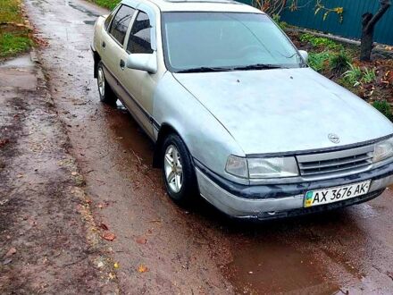 Серый Опель Вектра, объемом двигателя 1.6 л и пробегом 222 тыс. км за 850 $, фото 1 на Automoto.ua