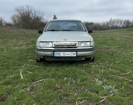 Серый Опель Вектра, объемом двигателя 0 л и пробегом 340 тыс. км за 813 $, фото 1 на Automoto.ua