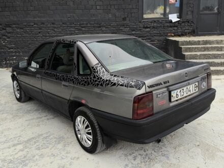 Серый Опель Вектра, объемом двигателя 1.6 л и пробегом 444 тыс. км за 999 $, фото 1 на Automoto.ua