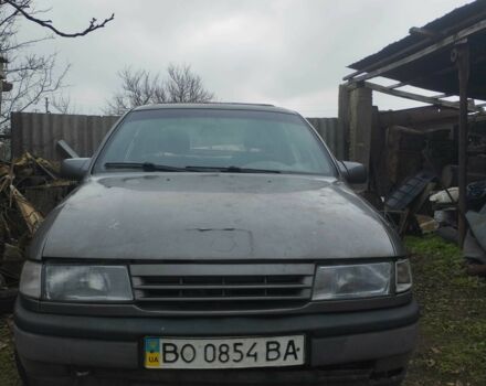 Серый Опель Вектра, объемом двигателя 0 л и пробегом 500 тыс. км за 300 $, фото 1 на Automoto.ua