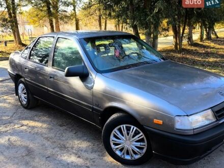 Серый Опель Вектра, объемом двигателя 1.6 л и пробегом 345 тыс. км за 995 $, фото 1 на Automoto.ua