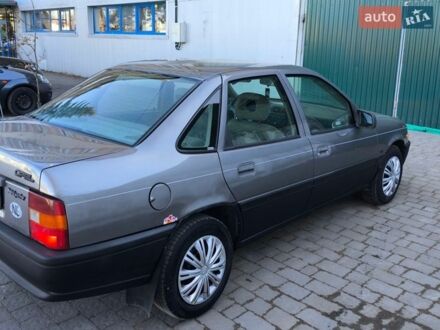 Серый Опель Вектра, объемом двигателя 1.6 л и пробегом 343 тыс. км за 999 $, фото 1 на Automoto.ua