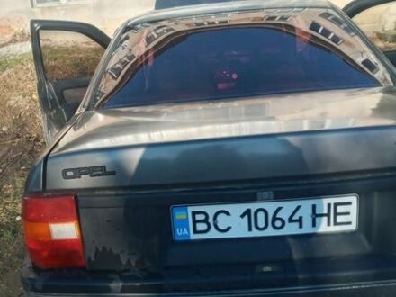 Сірий Опель Вектра, об'ємом двигуна 1.6 л та пробігом 270 тис. км за 1500 $, фото 1 на Automoto.ua