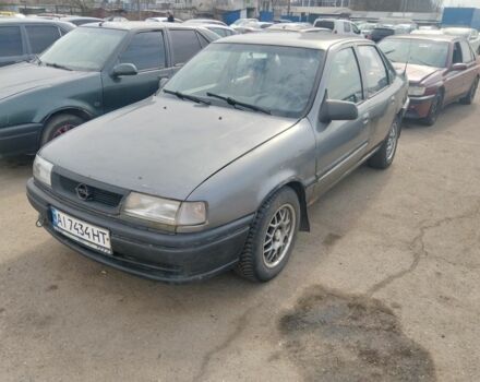 Серый Опель Вектра, объемом двигателя 1.8 л и пробегом 318 тыс. км за 850 $, фото 1 на Automoto.ua