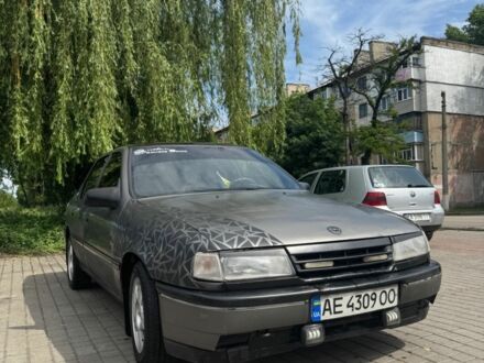 Опель Вектра 1989 в Петропавловке на Automoto.ua Серый Опель Вектра, объемом двигателя 2 л и пробегом 40 тыс. км за 1574 $, фото 1 на Automoto.ua