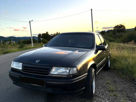 Серый Опель Вектра, объемом двигателя 1.8 л и пробегом 250 тыс. км за 1250 $, фото 1 на Automoto.ua