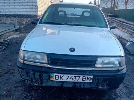 Серый Опель Вектра, объемом двигателя 1.6 л и пробегом 600 тыс. км за 700 $, фото 1 на Automoto.ua