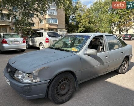 Серый Опель Вектра, объемом двигателя 2 л и пробегом 571 тыс. км за 500 $, фото 1 на Automoto.ua