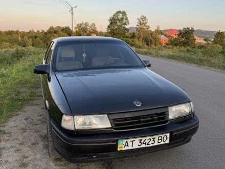 Опель Вектра 1989 в Надворной на Automoto.ua Серый Опель Вектра, объемом двигателя 1.8 л и пробегом 250 тыс. км за 1250 $, фото 1 на Automoto.ua