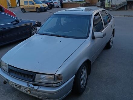 Опель Вектра 1989 в Чернигове на Automoto.ua Серый Опель Вектра, объемом двигателя 1.8 л и пробегом 20 тыс. км за 800 $, фото 1 на Automoto.ua
