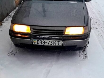 Сірий Опель Вектра, об'ємом двигуна 2 л та пробігом 333 тис. км за 1500 $, фото 1 на Automoto.ua