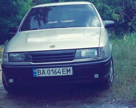 Серый Опель Вектра, объемом двигателя 1.4 л и пробегом 2 тыс. км за 1017 $, фото 1 на Automoto.ua