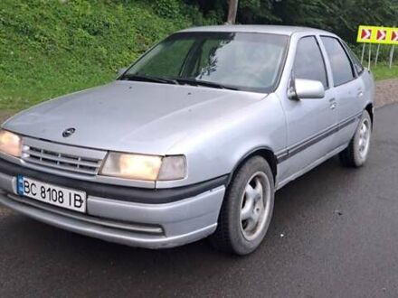 Опель Вектра 1989 в Калуше на Automoto.ua Серый Опель Вектра, объемом двигателя 1.6 л и пробегом 200 тыс. км за 700 $, фото 1 на Automoto.ua