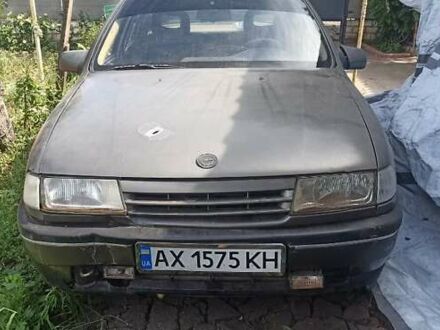Опель Вектра 1989 в Изюме на Automoto.ua Серый Опель Вектра, объемом двигателя 2 л и пробегом 285 тыс. км за 900 $, фото 1 на Automoto.ua