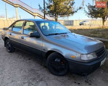 Серый Опель Вектра, объемом двигателя 1.6 л и пробегом 344 тыс. км за 999 $, фото 1 на Automoto.ua