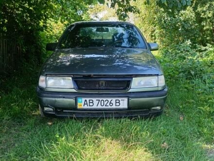 Серый Опель Вектра, объемом двигателя 1.6 л и пробегом 500 тыс. км за 900 $, фото 1 на Automoto.ua