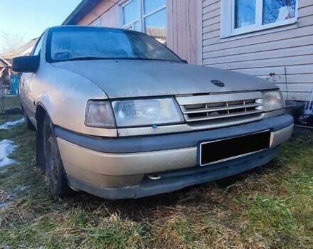 Серый Опель Вектра, объемом двигателя 1.6 л и пробегом 287 тыс. км за 900 $, фото 1 на Automoto.ua