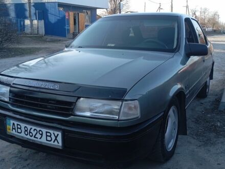 Опель Вектра 1990 в Виннице на Automoto.ua Серый Опель Вектра, объемом двигателя 0 л и пробегом 423 тыс. км за 1600 $, фото 1 на Automoto.ua