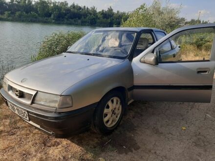 Сірий Опель Вектра, об'ємом двигуна 2 л та пробігом 230 тис. км за 760 $, фото 1 на Automoto.ua
