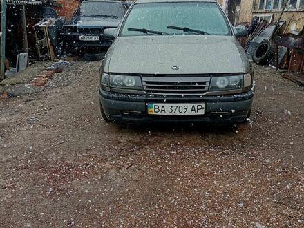 Опель Вектра 1990 в Александровка на Automoto.ua Серый Опель Вектра, объемом двигателя 1.6 л и пробегом 188 тыс. км за 1200 $, фото 1 на Automoto.ua