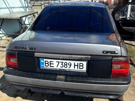 Серый Опель Вектра, объемом двигателя 1.6 л и пробегом 249 тыс. км за 1500 $, фото 1 на Automoto.ua