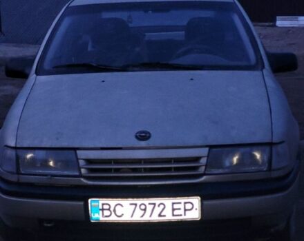 Сірий Опель Вектра, об'ємом двигуна 1.6 л та пробігом 280 тис. км за 699 $, фото 1 на Automoto.ua