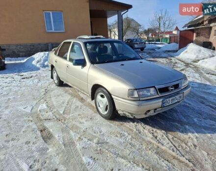 Серый Опель Вектра, объемом двигателя 1.6 л и пробегом 320 тыс. км за 799 $, фото 1 на Automoto.ua