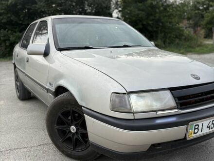 Серый Опель Вектра, объемом двигателя 1.6 л и пробегом 200 тыс. км за 900 $, фото 1 на Automoto.ua