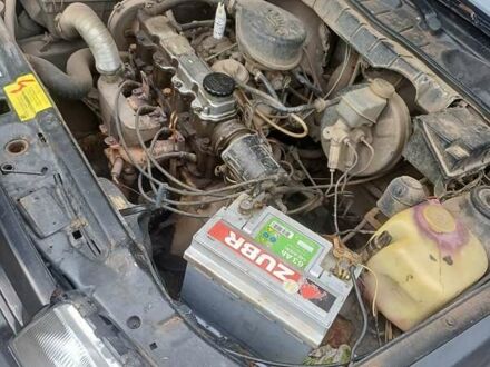 Опель Вектра 1990 у Нововолинськ на Automoto.ua Сірий Опель Вектра, об'ємом двигуна 1.6 л та пробігом 337 тис. км за 1200 $, фото 1 на Automoto.ua