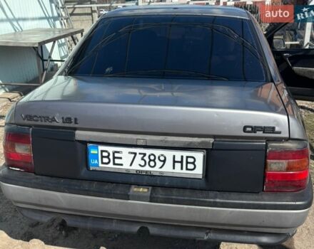 Серый Опель Вектра, объемом двигателя 1.6 л и пробегом 249 тыс. км за 1500 $, фото 1 на Automoto.ua