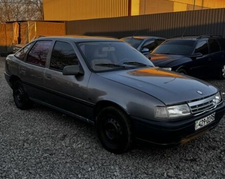 Серый Опель Вектра, объемом двигателя 0 л и пробегом 185 тыс. км за 850 $, фото 1 на Automoto.ua