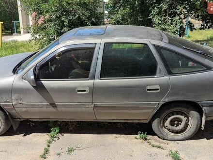Сірий Опель Вектра, об'ємом двигуна 1.6 л та пробігом 314 тис. км за 515 $, фото 1 на Automoto.ua