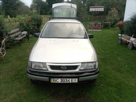 Сірий Опель Вектра, об'ємом двигуна 1.6 л та пробігом 220 тис. км за 900 $, фото 1 на Automoto.ua