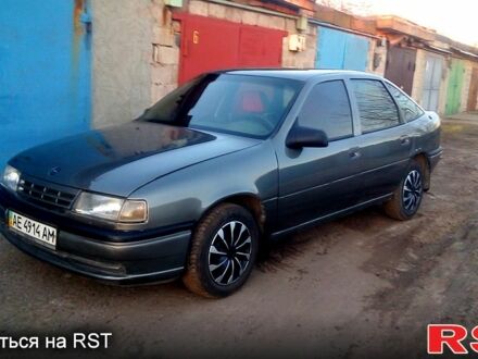 Сірий Опель Вектра, об'ємом двигуна 2 л та пробігом 150 тис. км за 1550 $, фото 1 на Automoto.ua