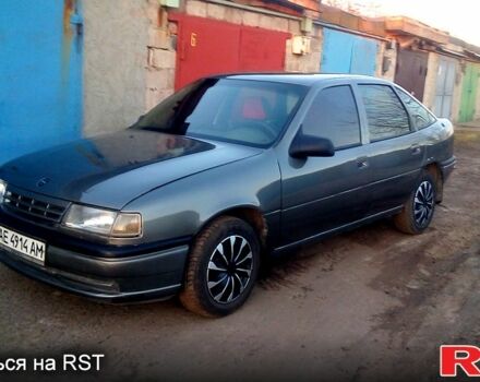 Серый Опель Вектра, объемом двигателя 2 л и пробегом 150 тыс. км за 1550 $, фото 1 на Automoto.ua