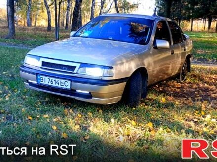 Опель Вектра 1990 в Полтаве на Automoto.ua Серый Опель Вектра, объемом двигателя 1.6 л и пробегом 250 тыс. км за 1600 $, фото 1 на Automoto.ua