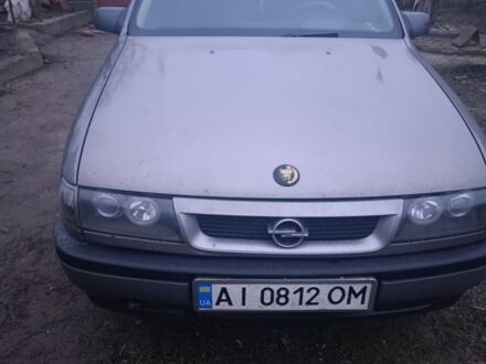 Серый Опель Вектра, объемом двигателя 2 л и пробегом 330 тыс. км за 1500 $, фото 1 на Automoto.ua