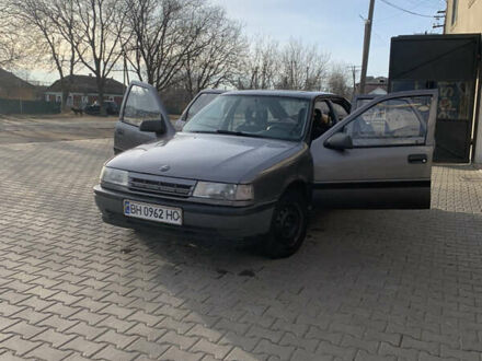 Опель Вектра 1990 в Любашевке на Automoto.ua Серый Опель Вектра, объемом двигателя 1.8 л и пробегом 378 тыс. км за 2200 $, фото 1 на Automoto.ua