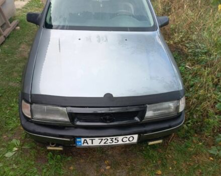 Серый Опель Вектра, объемом двигателя 2 л и пробегом 250 тыс. км за 1000 $, фото 1 на Automoto.ua