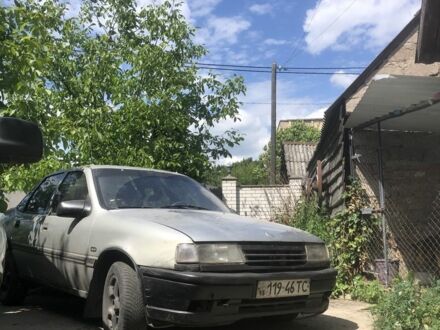 Сірий Опель Вектра, об'ємом двигуна 2 л та пробігом 3 тис. км за 500 $, фото 1 на Automoto.ua