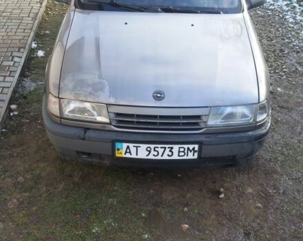 Серый Опель Вектра, объемом двигателя 1.6 л и пробегом 300 тыс. км за 1170 $, фото 1 на Automoto.ua