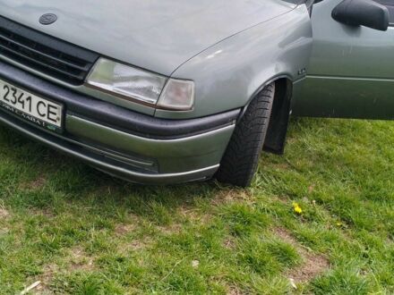 Опель Вектра 1992 у Житомирі на Automoto.ua Сірий Опель Вектра, об'ємом двигуна 2 л та пробігом 3 тис. км за 1600 $, фото 1 на Automoto.ua