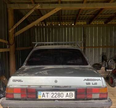 Серый Опель Вектра, объемом двигателя 1.6 л и пробегом 200 тыс. км за 400 $, фото 1 на Automoto.ua