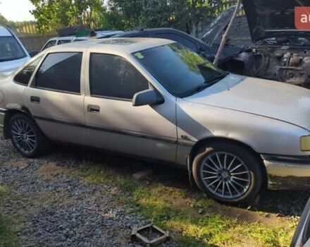Сірий Опель Вектра, об'ємом двигуна 1.6 л та пробігом 370 тис. км за 1450 $, фото 1 на Automoto.ua
