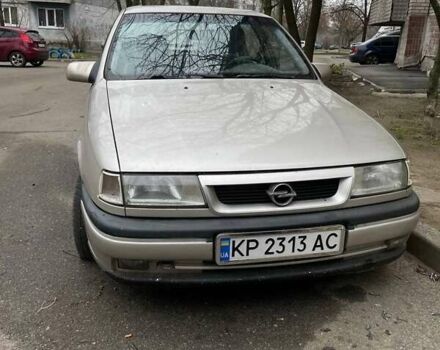 Сірий Опель Вектра, об'ємом двигуна 1.6 л та пробігом 321 тис. км за 1800 $, фото 1 на Automoto.ua