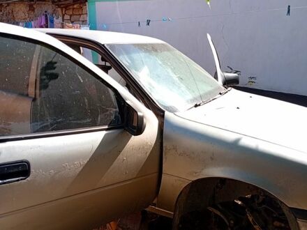 Опель Вектра 1993 в Николаеве на Automoto.ua Серый Опель Вектра, объемом двигателя 2 л и пробегом 0 тыс. км за 500 $, фото 1 на Automoto.ua