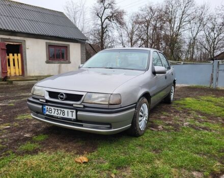 Серый Опель Вектра, объемом двигателя 1.6 л и пробегом 300 тыс. км за 1800 $, фото 1 на Automoto.ua