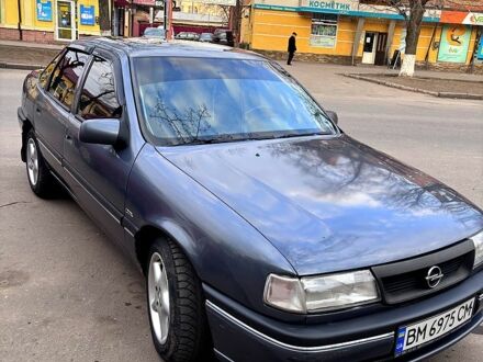Серый Опель Вектра, объемом двигателя 2 л и пробегом 359 тыс. км за 1750 $, фото 1 на Automoto.ua