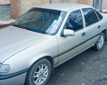 Серый Опель Вектра, объемом двигателя 1.8 л и пробегом 1000 тыс. км за 2300 $, фото 1 на Automoto.ua